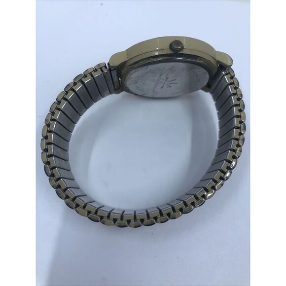 Isaac Mizrahi Watch Women 38mm Leopard Print Stretch Band. Needs Battery - Picture 6 of 14